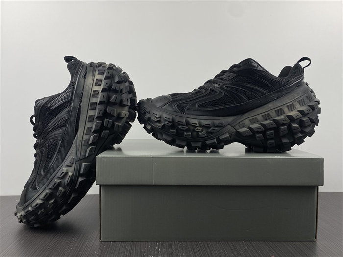 BLCG DEFENDER BLACK  685613 W2RA6 1000