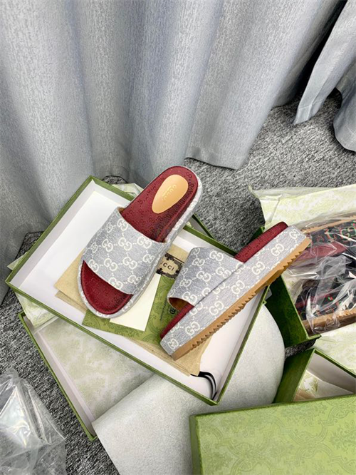 Gocci Slipper