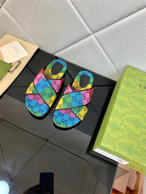 Gocci Slipper
