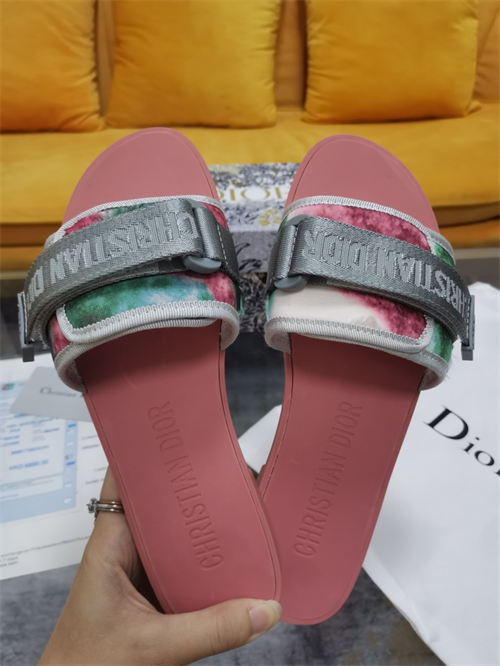 Dio Slipper