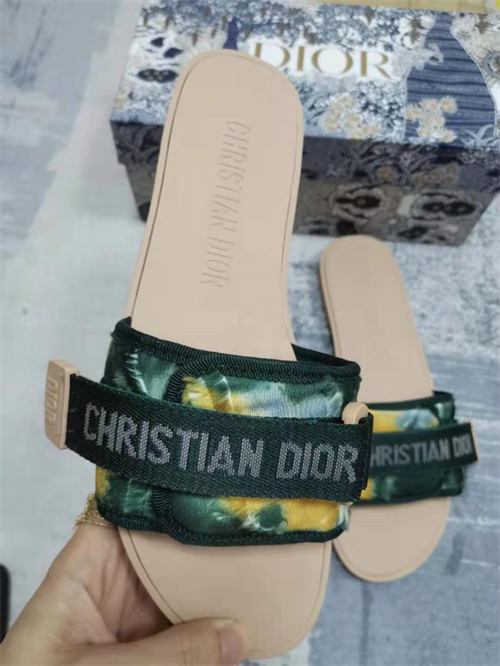 Dio Slipper