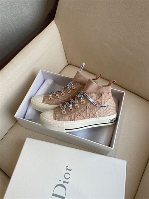 DR Sneaker