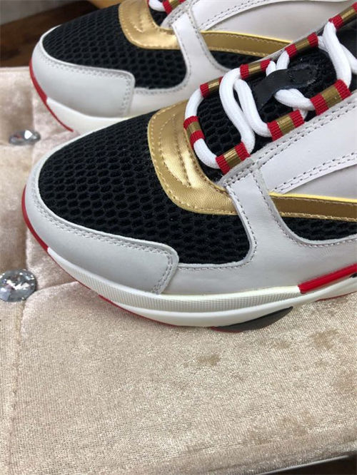 DR B22 SNEAKER