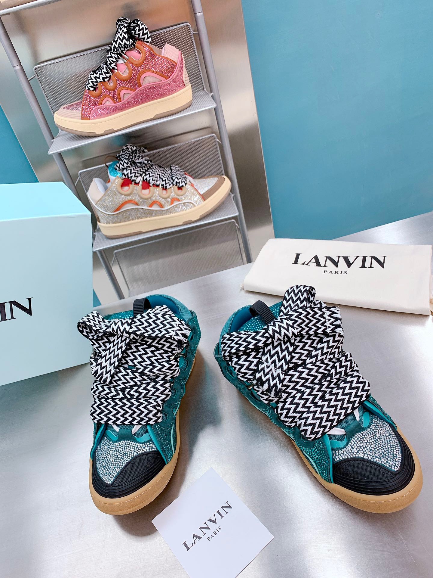 Lanvon Curb Sneaker 25
