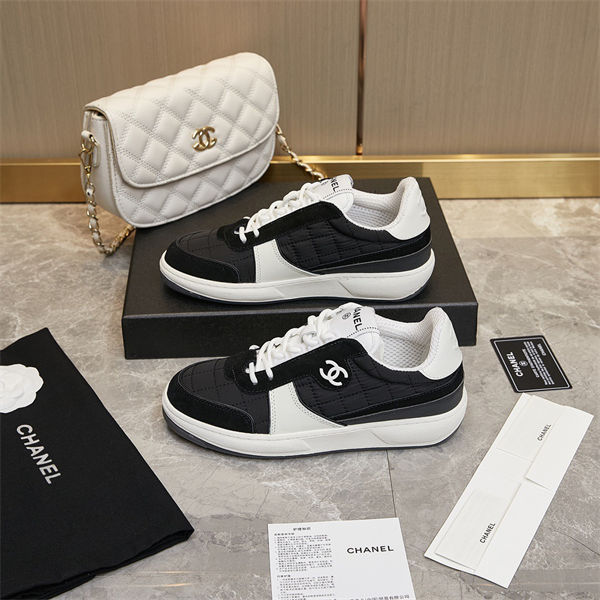 Chanal Sneakers