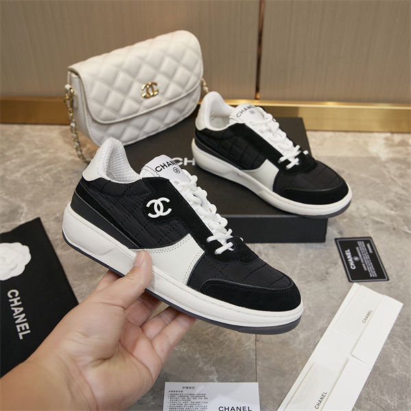 Chanal Sneakers