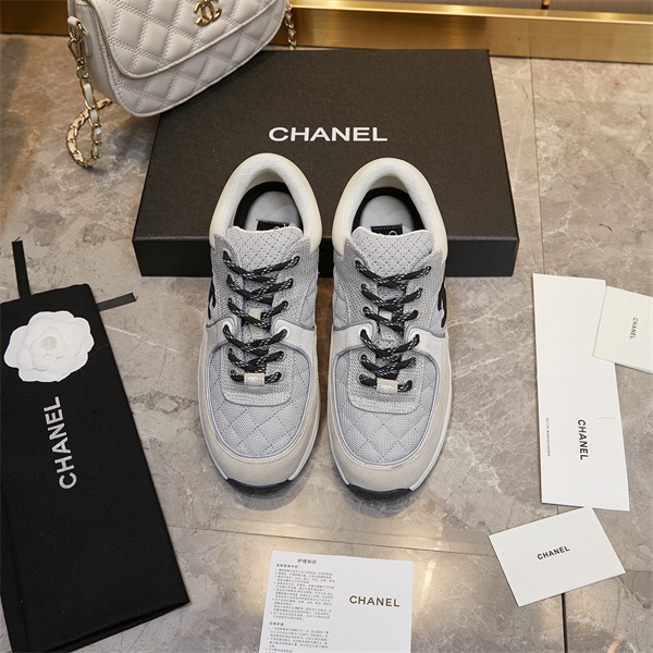 Chanal Sneakers
