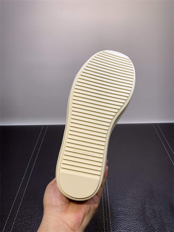 RI*K OWENS SNEAKERS