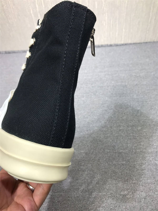 RI*K OWENS SNEAKERS