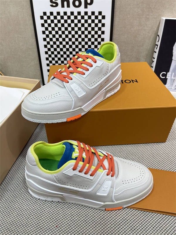 LV013