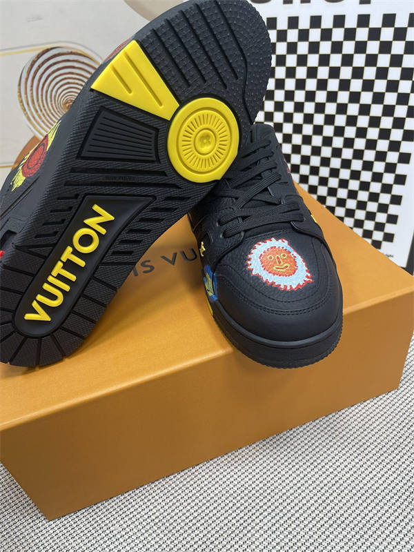 LV055