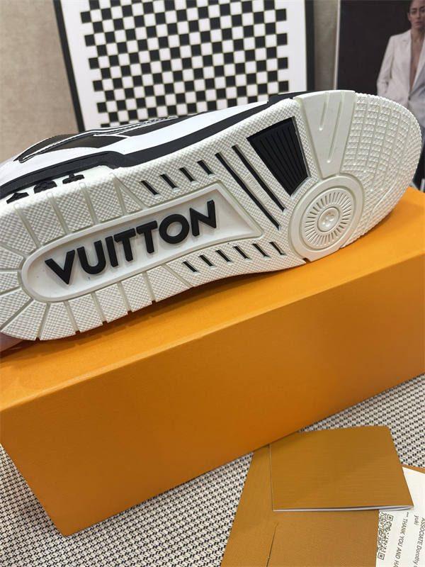 LV095