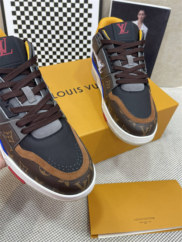 LV096