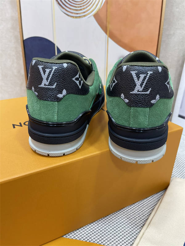 LV099