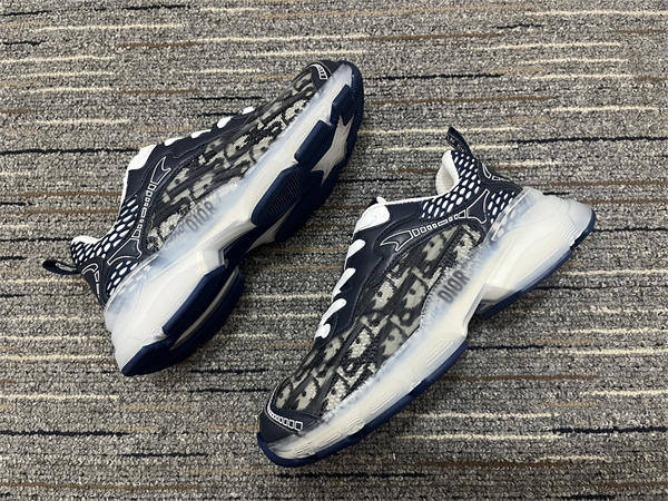 D*or sneaker 011