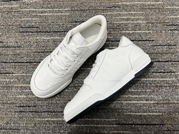 D*or sneaker 013