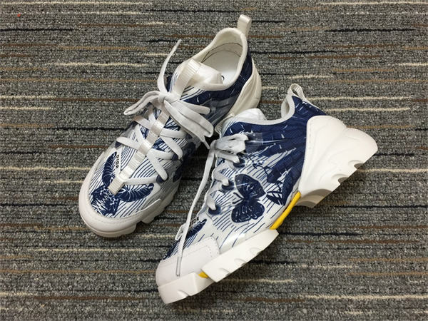DR Sneakers