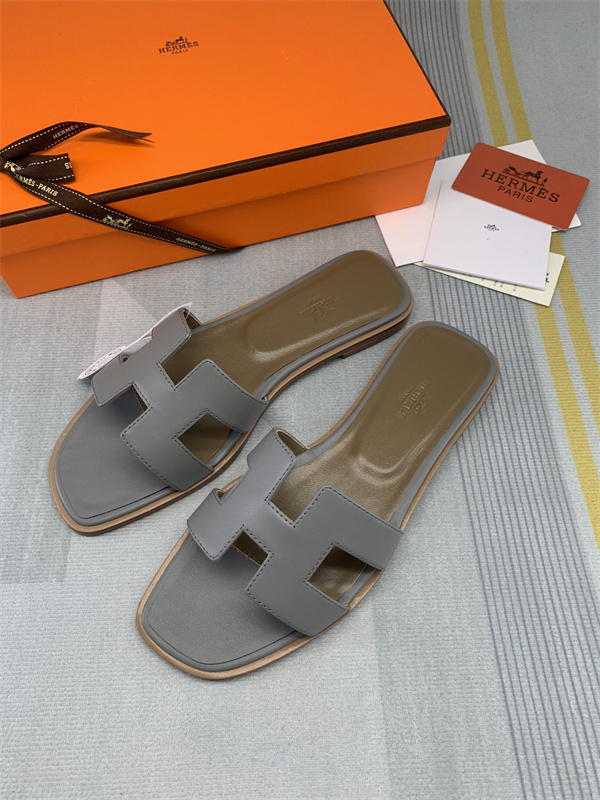 H Slipper
