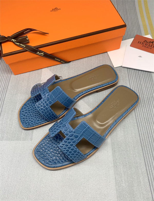 H Slipper