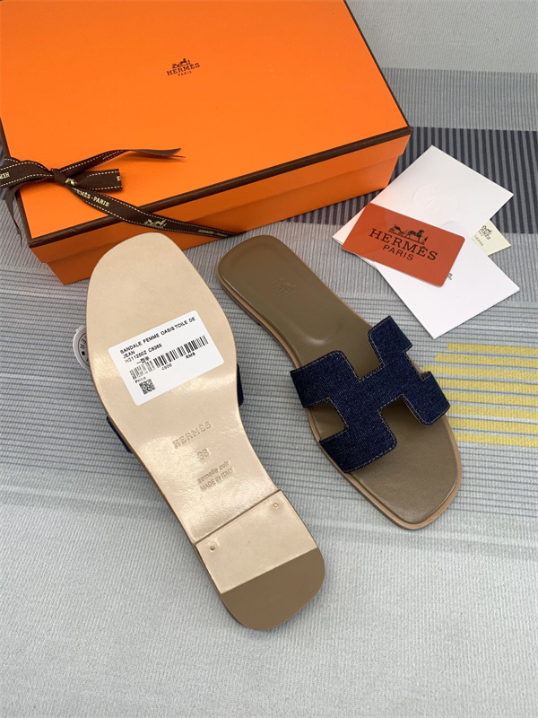 H Slipper