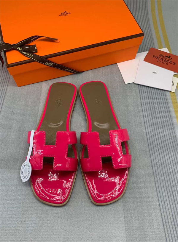 H Slipper