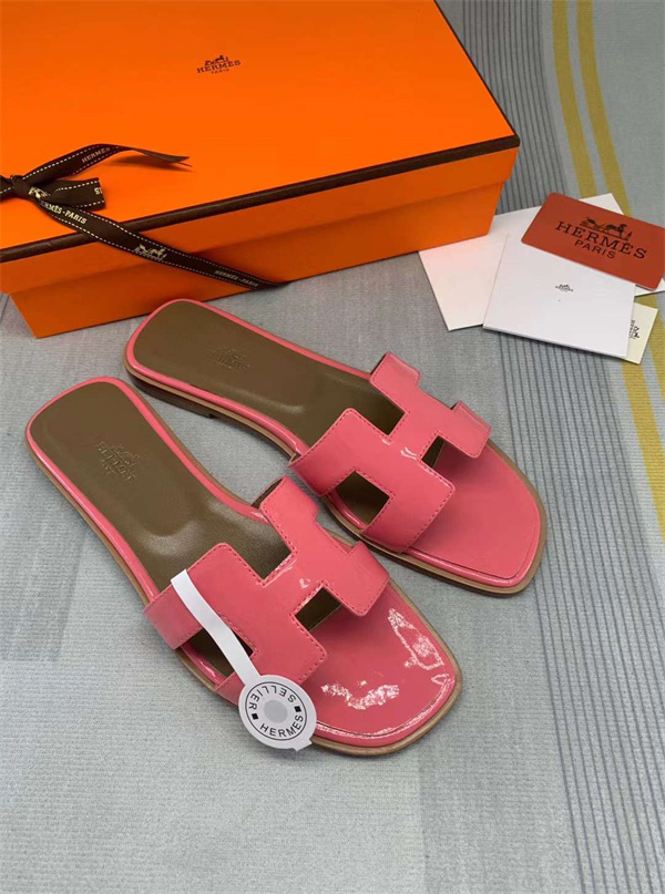H Slipper