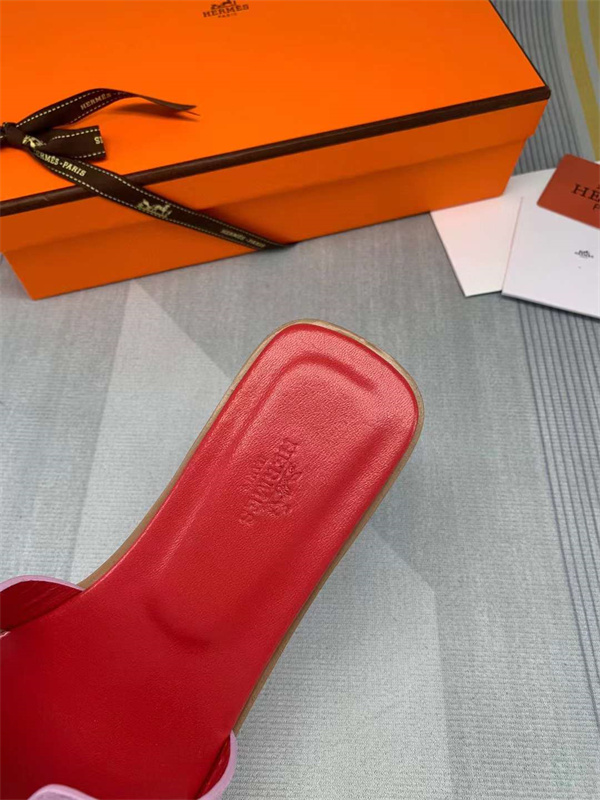 H Slipper
