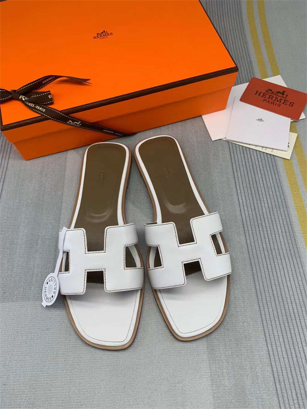 H Slipper