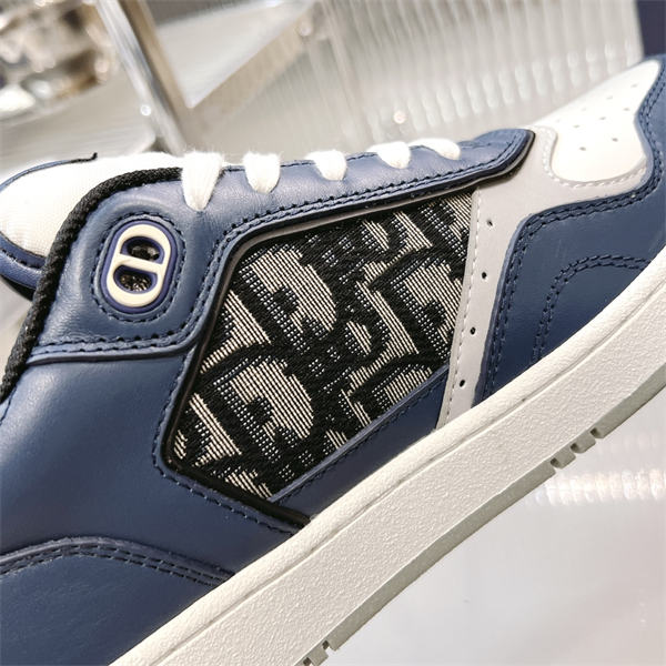 Dr B27 Sneaker