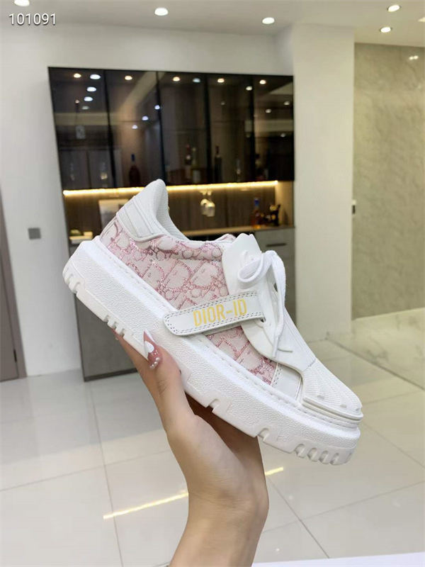 Dr Sneaker