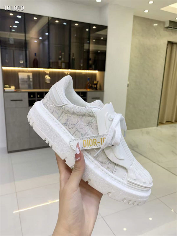Dr Sneaker