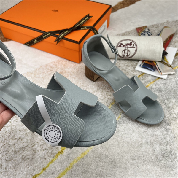 H Sandals