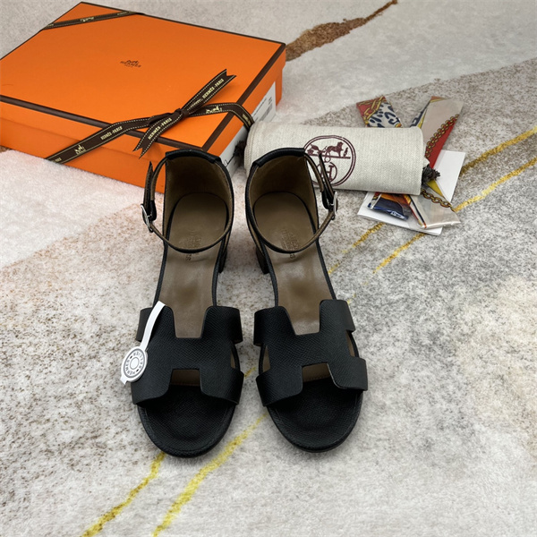 H Sandals
