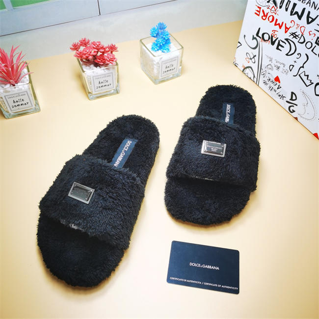 DG slipper 15