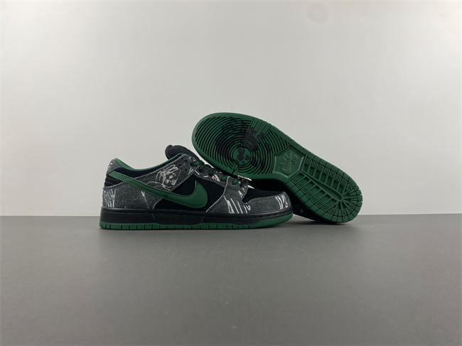 There Skateboards x Nike SB Dunk Low HF7743-001