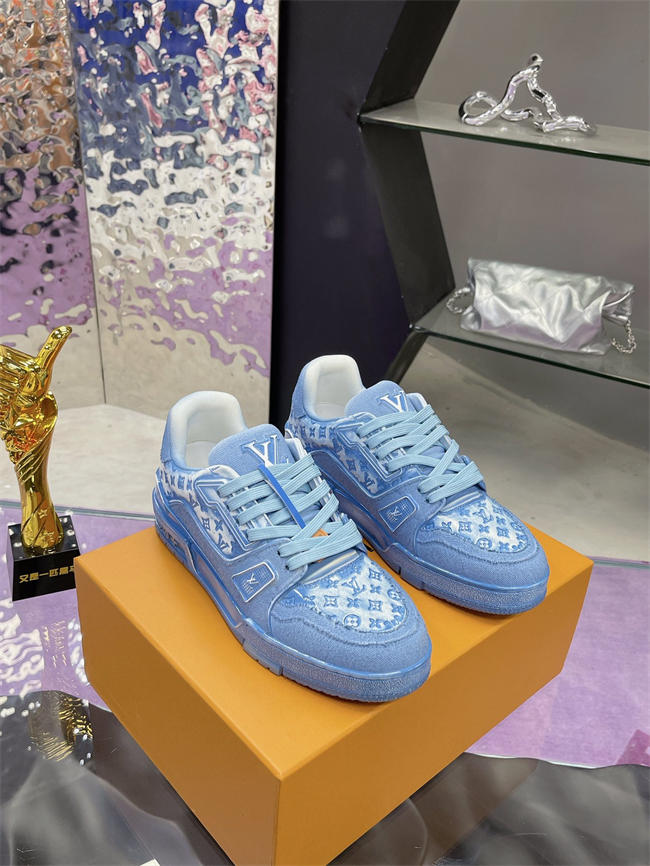 LV Trainer Sneaker
