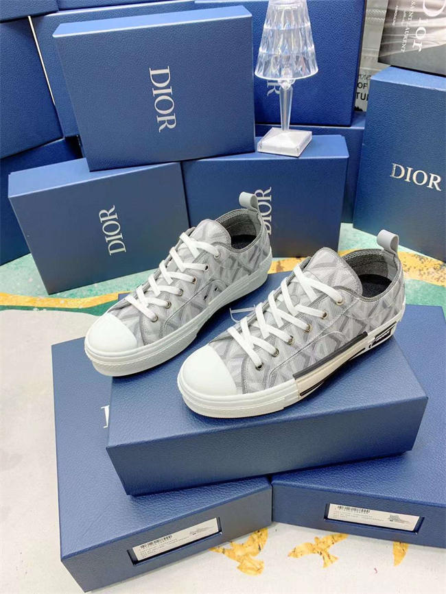 D*or b23 sneaker